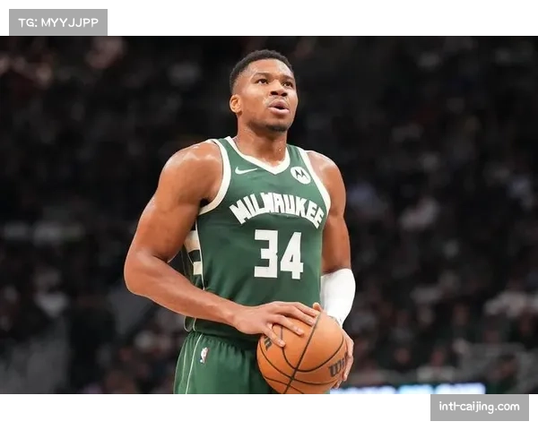 雄鹿瞄准鹈鹕穆雷，字母哥迎持球防守帮手