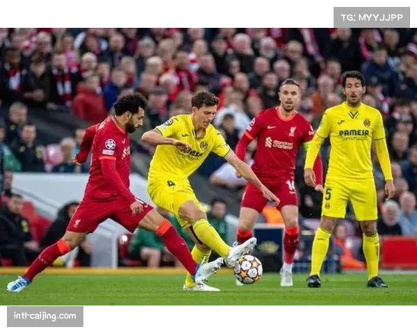 安菲尔德看台现大规模抗议，利物浦球迷第36分钟集体嘲讽欧足联