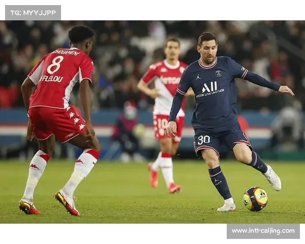 雷恩主场对阵巴黎圣日耳曼，防守反击挑战传控霸权